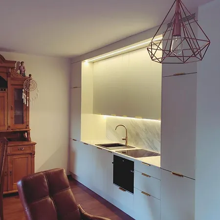 Chwile W Starym Saczu, Sauna I Beczka Стары-Сонч